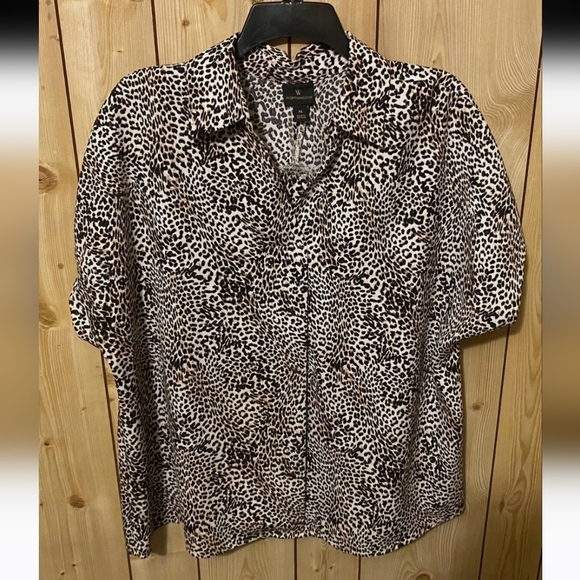 Leopard Print Button-Up Blouse - Picture 1 of 4